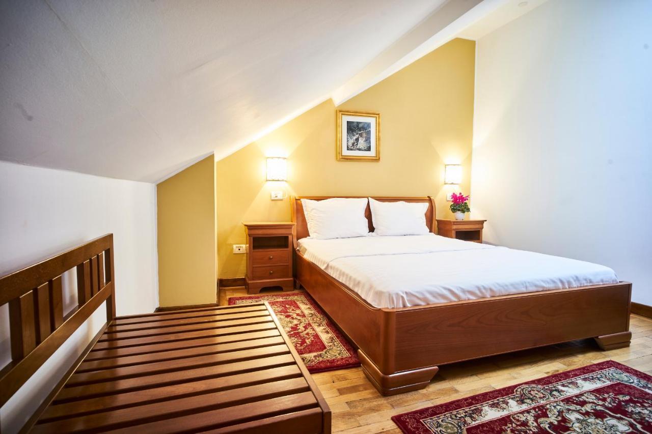 Cozy Attic Room VI Bukareszt Zewnętrze zdjęcie
